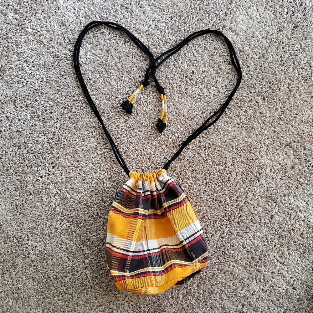 UO Chloe Plaid Bucket Bag